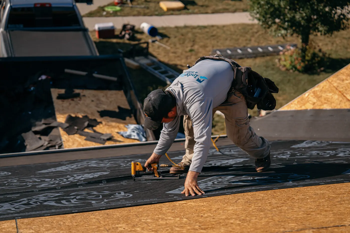 Emergency tarping on a Home Place roof